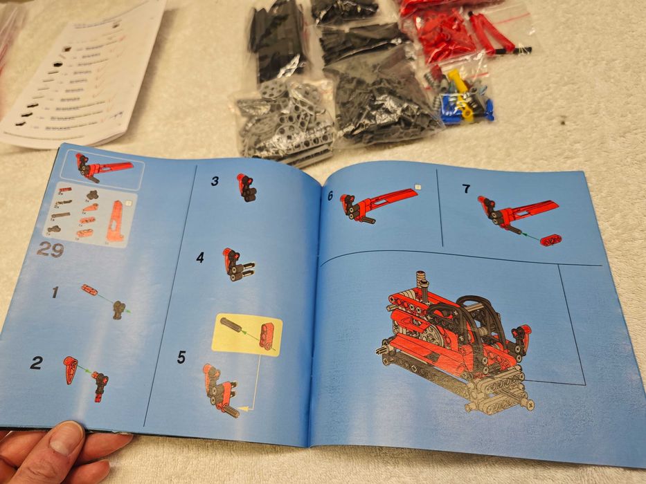 Lego Technic 8272 "Snowmobile"; 2007; [A77]