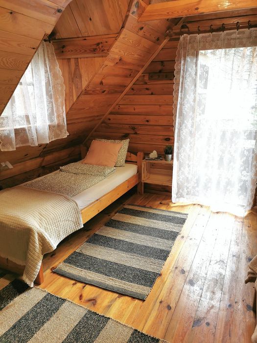 Domek obok zalewu