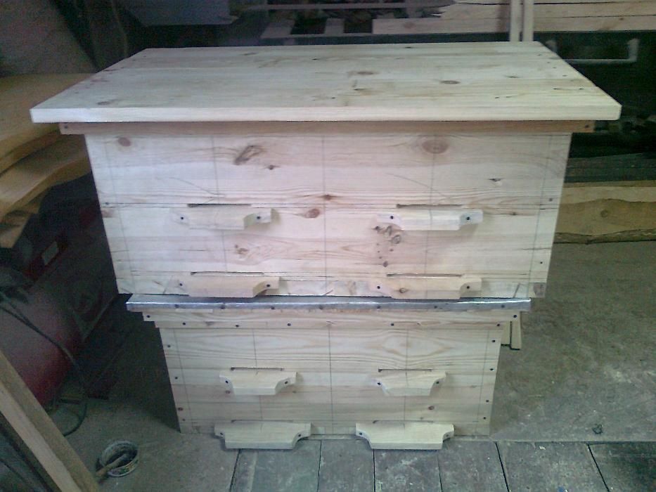 Улей (лежак) улики для пчел