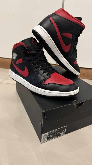 Jordan 1 MID varsity red 28,5 cm. rozm. 44,5 JAK NOWE kupione w Sizeer