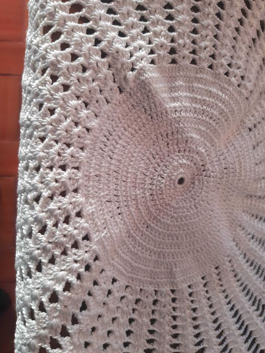 Naperon vintage renda, crochet, diâmetro 50cm, nunca usado
