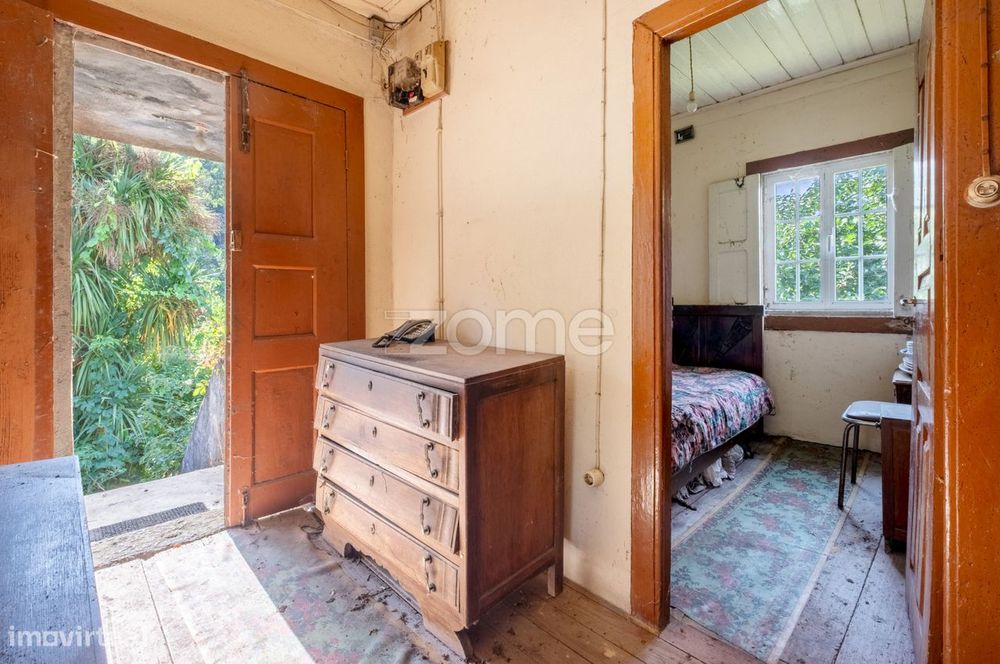 Quintinha com casa em pedra e terreno com 1.200 m2 - Gôve, Baião