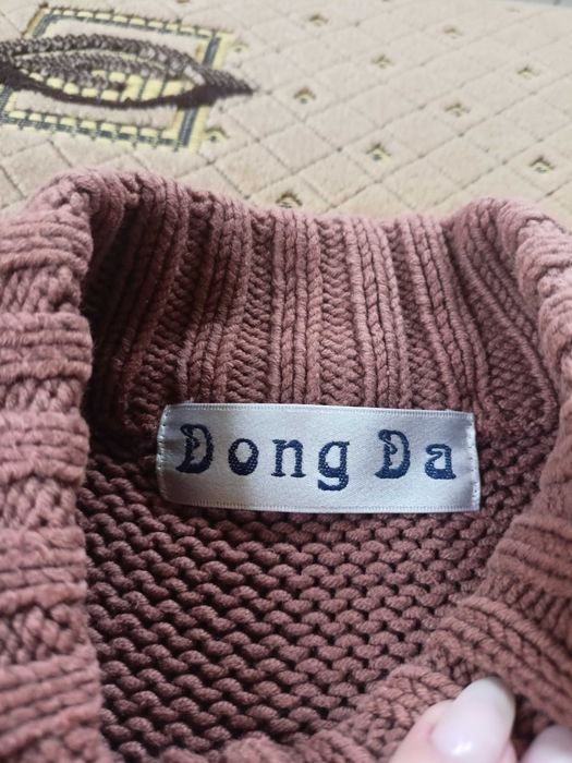 sweter brązowy na suwak