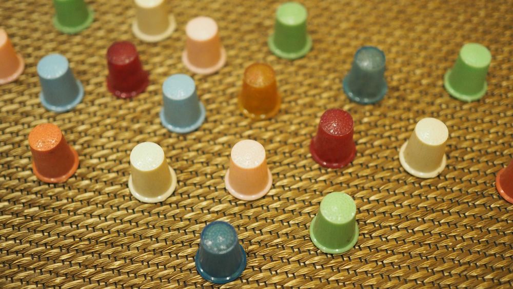 Antigos Dedais em Plástico da Antiga Fábrica Riviera - Porto  Anos 60