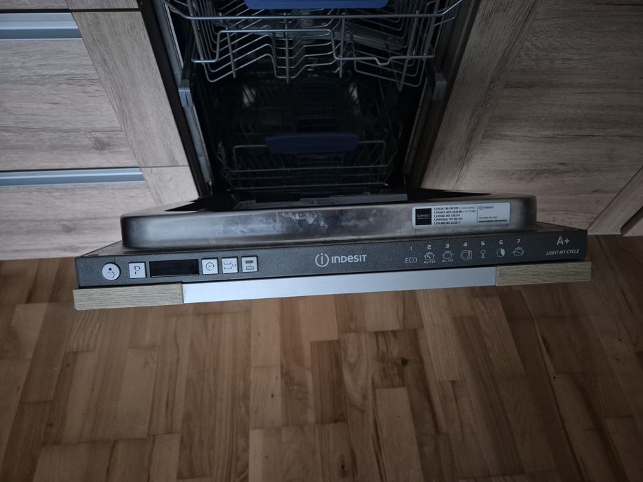 Zmywarka indesit