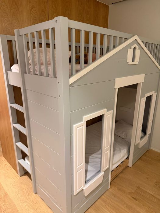 Cama em forma de casa