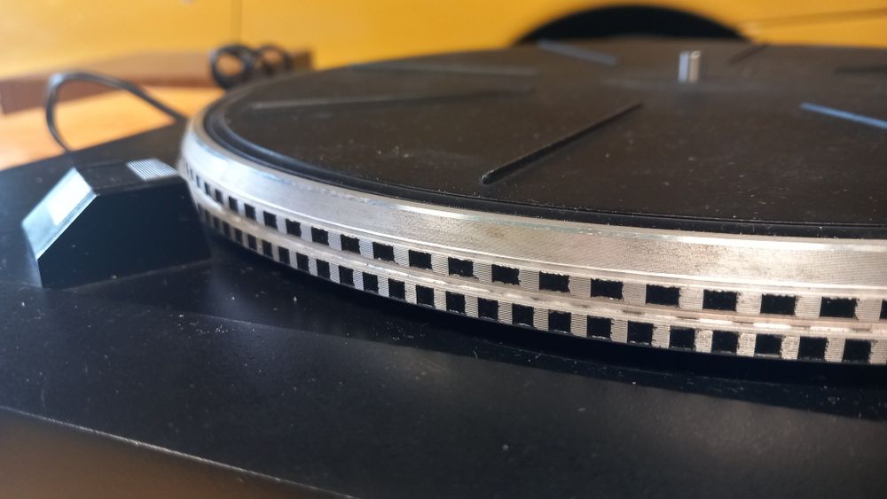 Gramofon Unitra Fonica GS 464 + nowa igła