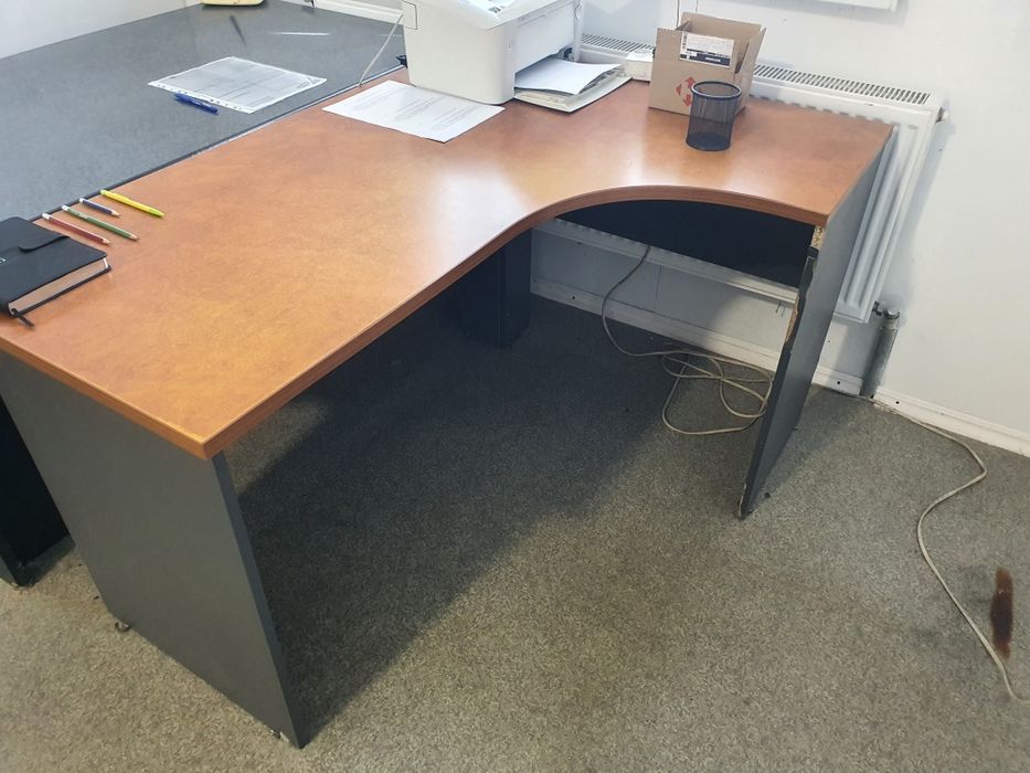 Стіл офісний, б/у