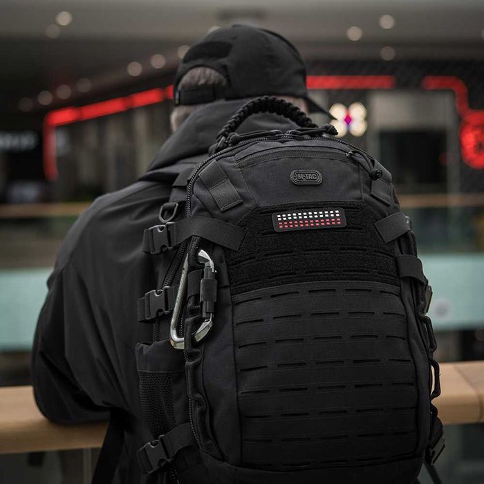 Naszywka na rzep  flaga 25x80 (miniaturowe kwadraty) Black/White/Red