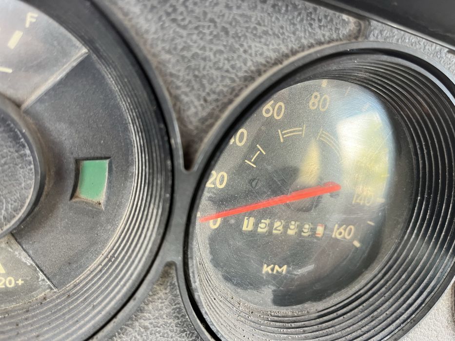 Москвич      2140