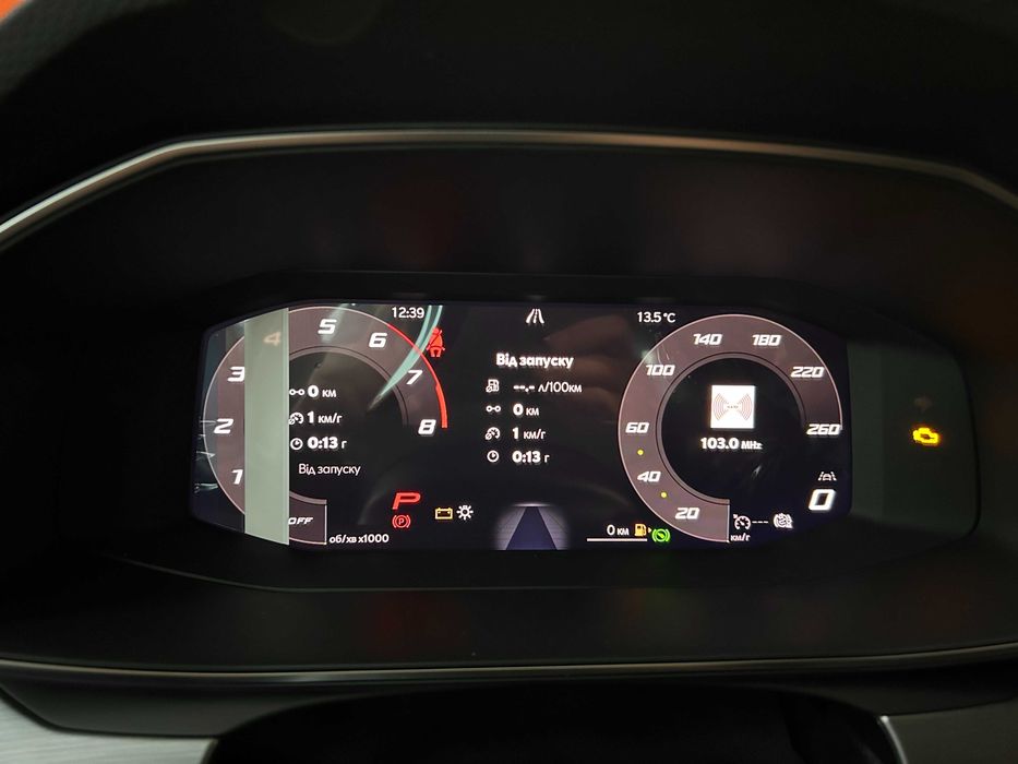 Новий SEAT Leon 2025 FR 1.5 eTSI mHEV DSG (150 к.с.)