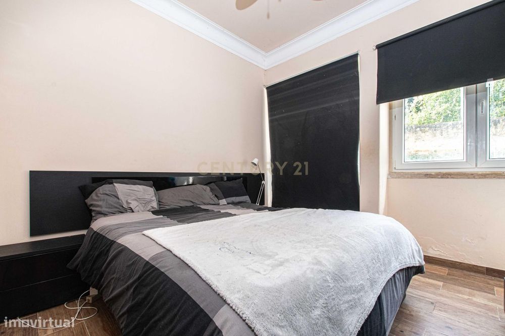 Apartamento T2 remodelado (Penha de França) -  (PROPOSTAS MULTIPLAS)
