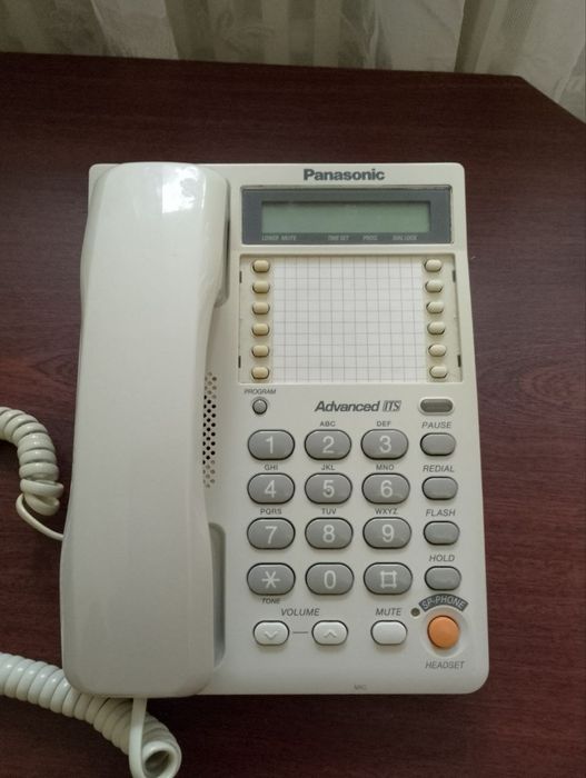 Продам телефон Panasonic.