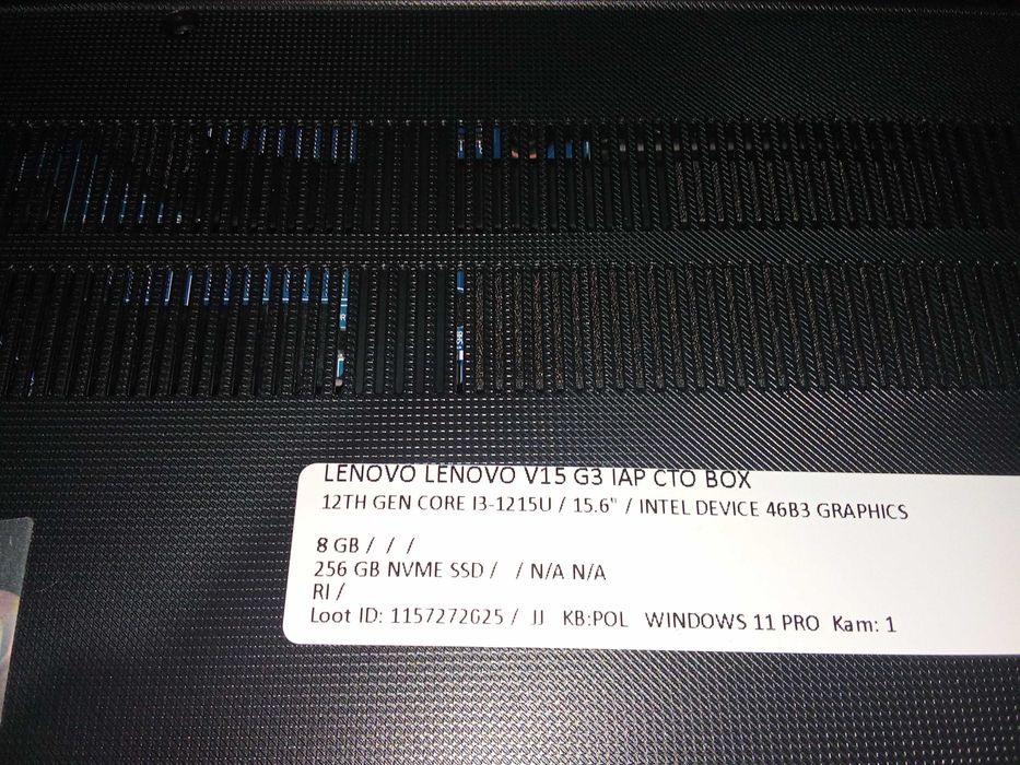 Portátil lenovo semi-usado