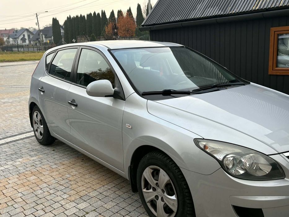Hyundai i30 1.4   Rok 2009