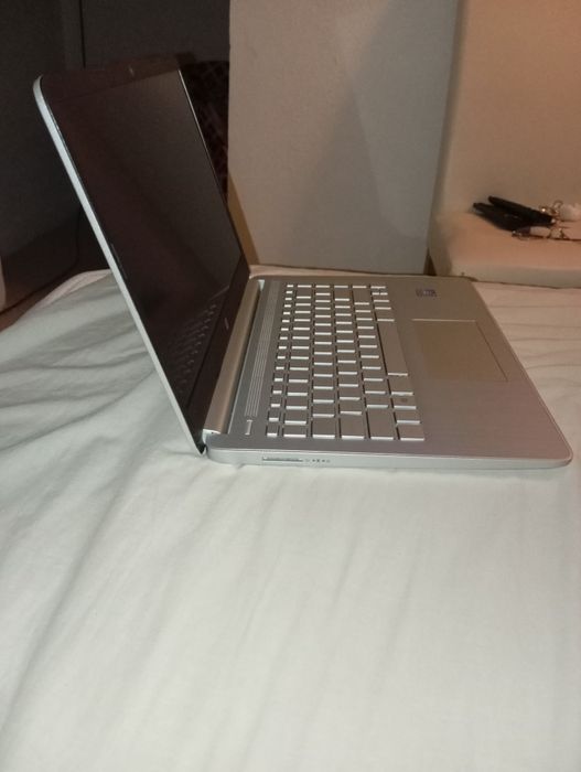 Portátil HP 14s-dq0008np