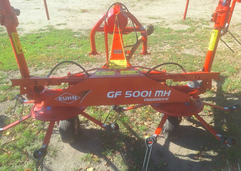 Przetrząsarka Kuhn GF 5001 MH Przewracarka Kuhn GF 8501