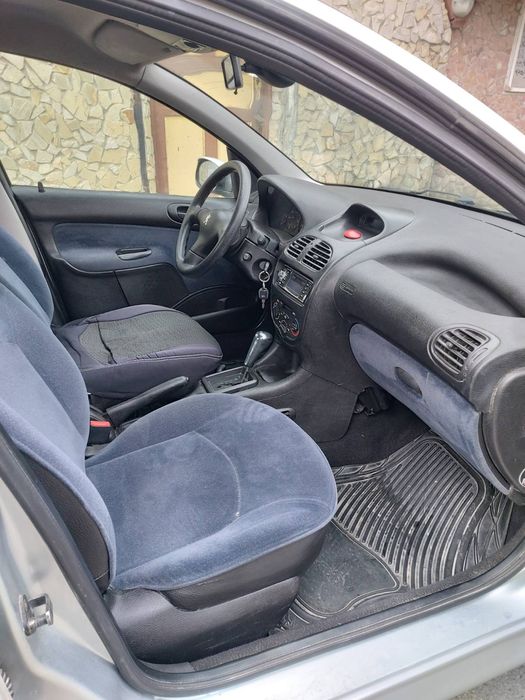 Пежо 206 автомат