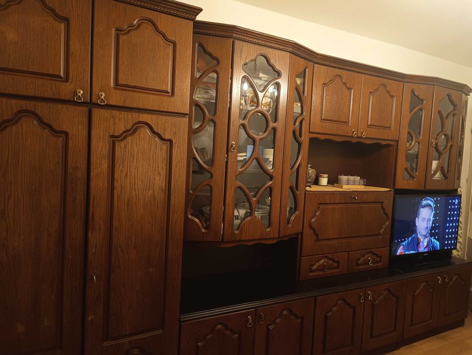 Regał pokojowy (lata 80)