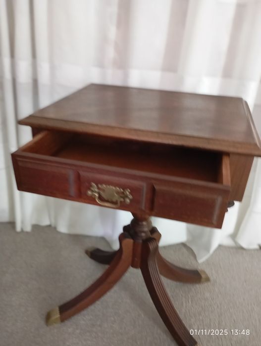 Par de mesas cabeceira vintage