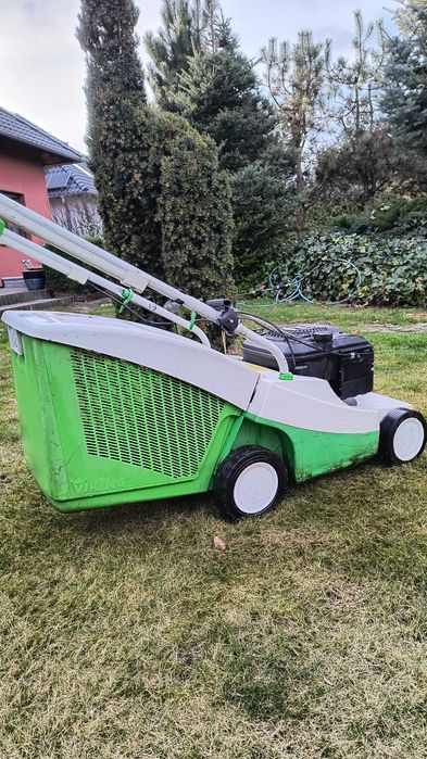 Kosiarka do trawy STIHL Viking MB 455 silnik Briggs&Stratton . Napęd.
