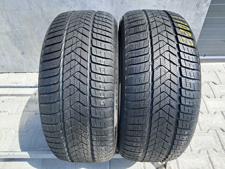 Резина зимова НОВА Pirelli 255/40 R20 Sottozero 3 AO