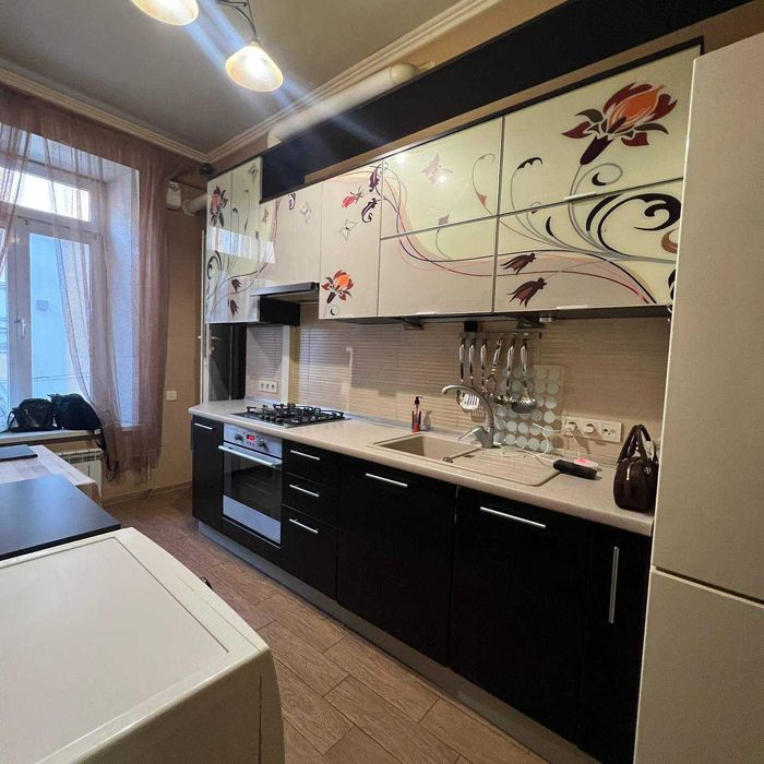 2-ком. квартиры на ул. Чайковского. Центр/Оперный театр. ТОРГ! 1I18