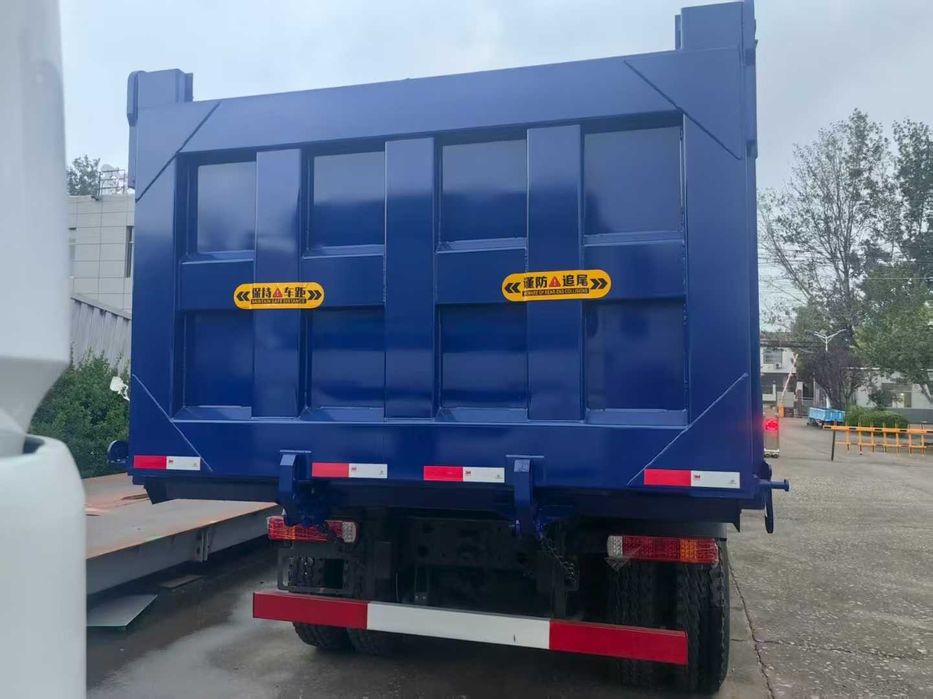 Самосвал  б/у  HOWO из Китая