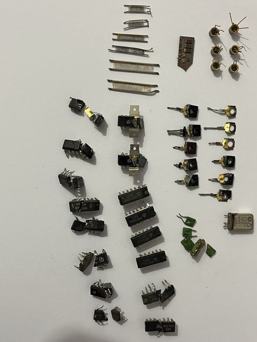 Лот радянських радіодеталей на аффінаж золота