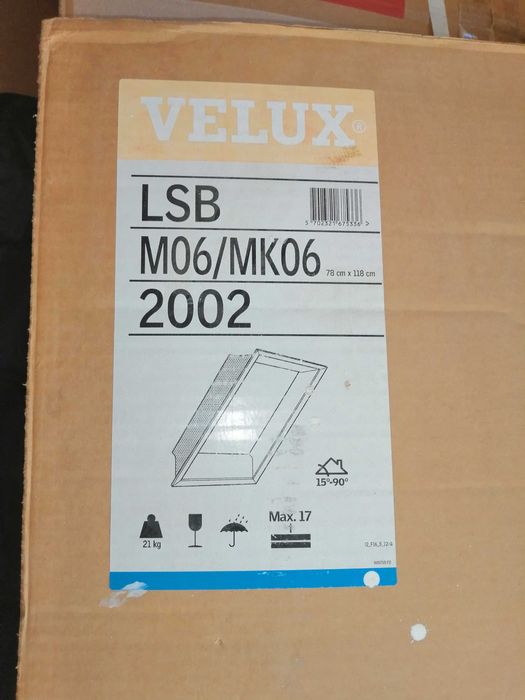 Acabamento interior de janelas de sótão Velux