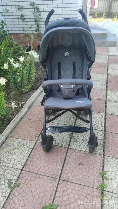 Коляска прогулочна