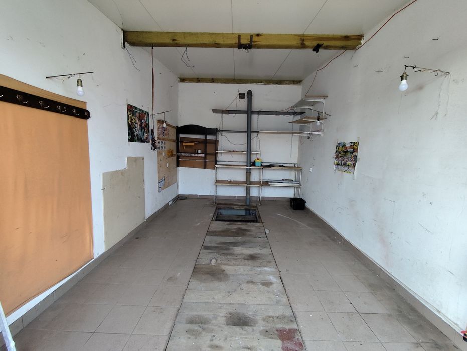 Garaż  Wojska Polskiego 21 mkw + piwnica 14,5 mkw