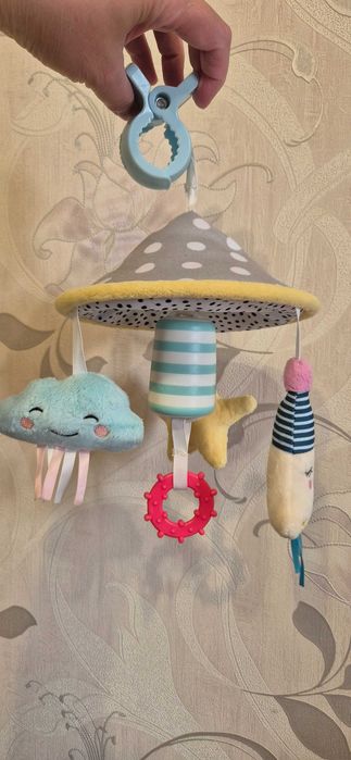 Мобіль/ підвіска/ брязкальце/ грзунець на ліжко Taf toys