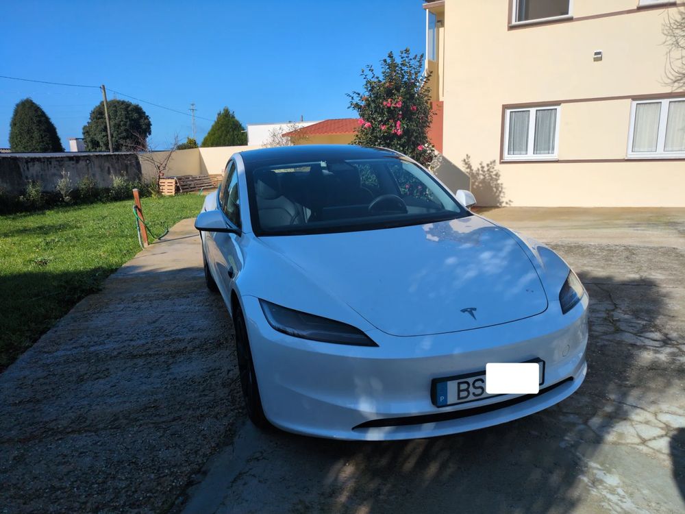 Tesla Model 3 Tração Traseira Standard