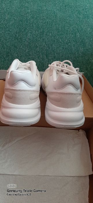 Кроссовки adidas р.44