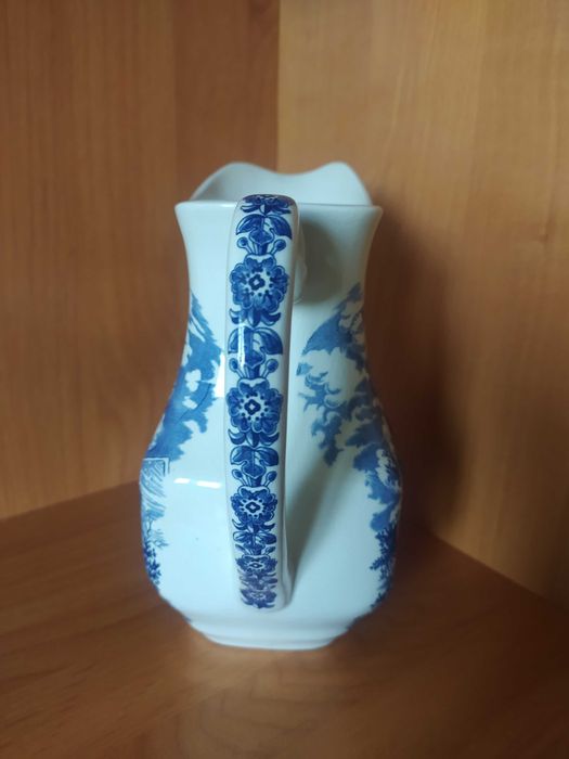 Кувшин від Веджвуд  Liberty Blue