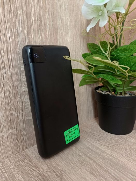 Павербанки б/у з швидкою зарядкою 20W