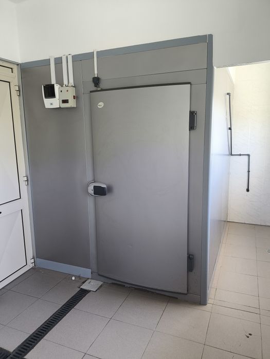 Câmara Frigorífica Semi Nova 2.5mx2.1mx2.3m