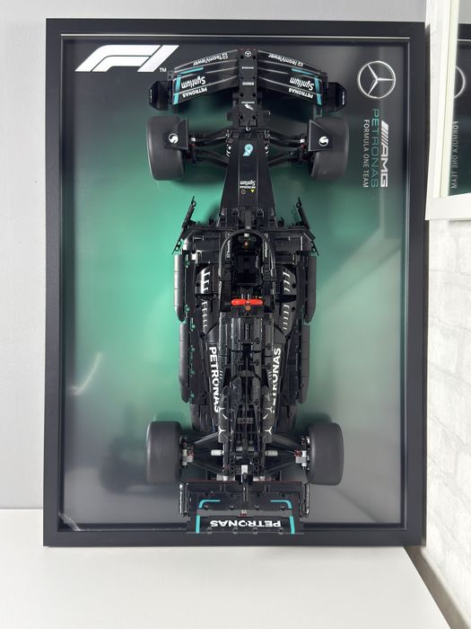 Ramka Lego Mercedes AMG F1 (42171)