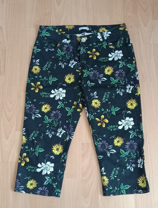 Krótkie spodenki, rybaczki damskie rozmiar 38 marki NKD