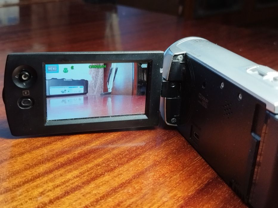 Камера Sony HDR-CX220E