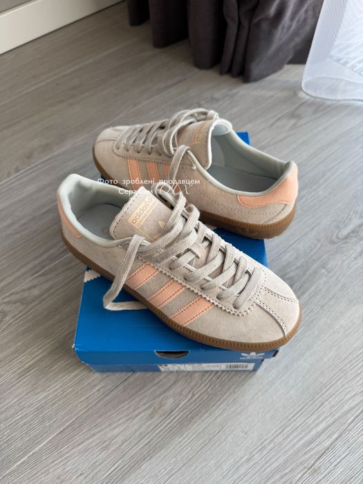 Оригинальные Adidas Bermuda Glow (new in box)