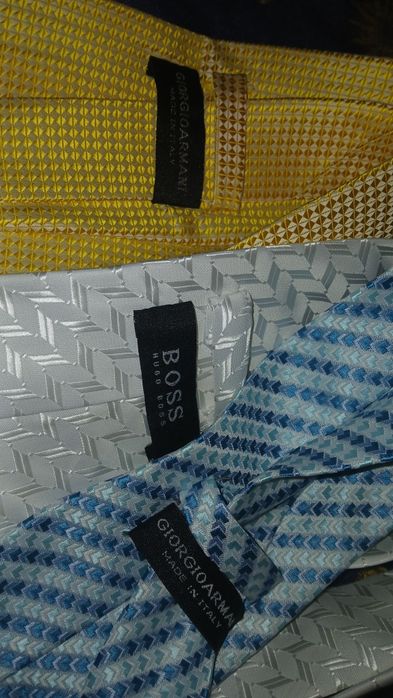 Продам  краватки, Giorgio Armani, Hugo boss.