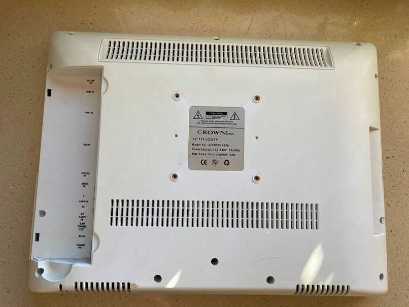 Tv LCD TFT monitor CROWN 19 polegadas