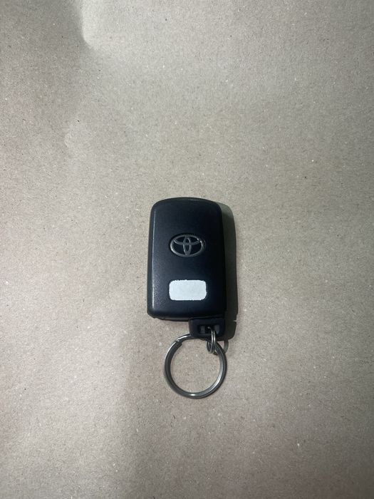 Ключ Toyota Camry 50 Європа