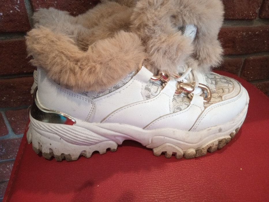 Buty ocieplane z puszkiem