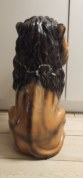 Figura lwa wloskiej firmy Capodimonte