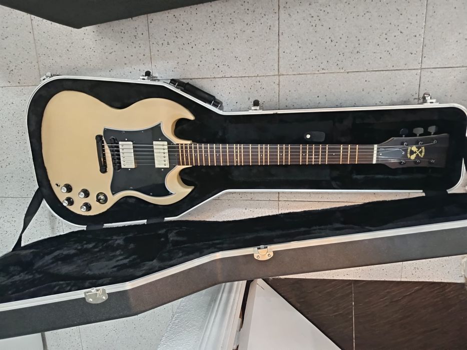 Guitarra personalizada