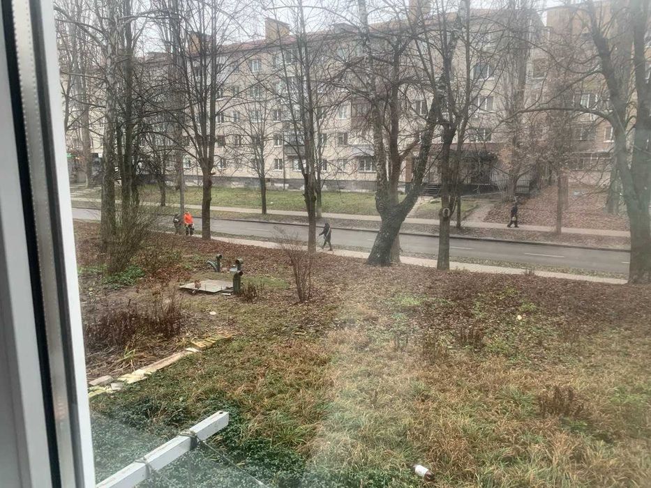 Предлагается аккуратная 2-ком квартира 47м2, центр Броваров