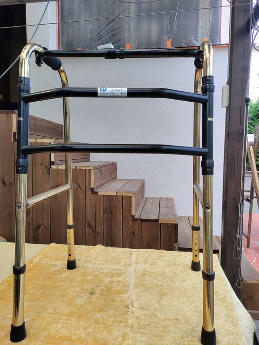 Chodzik dla osoby niepełnosprawnej